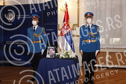 A commemoration on the occasion of the death of Professor Zoran Stankovic, President of the Coordination Body for the Municipalities of Presevo, Bujanovac and Medvedja, was held at the House of the Serbian Army. Komemoracija povodom smrti profesora