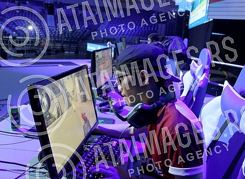 World Championships in Counter-Strike: Global Offensive held in Kombank arena.Svetsko prvenstvo u Kaunter strajku - Globalna ofanziva odrzano u Kombank areni. 