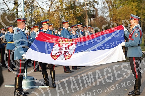 Honorary units of the Serbian Army Guard from the Sava Terrace of the Belgrade Fortress fired honorary artillery fire in honor of the Day of Reconciliation in the First World War - a national holiday in the Republic of Serbia. Pocasne jedinice Gard