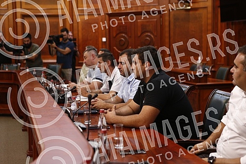 The Prime Minister of the Republic of Serbia, Ana Brnabic, met with farmers in the Serbian Government building.
Predsednica Vlade Republike Srbije Ana Brnabic sastala se sa poljoprivrednicima u zgradi Vlade Srbije. The Prime Minister of the Republic of Serbia, Ana Brnabic, met with farmers in the Serbian Government building.
Predsednica Vlade Republike Srbije Ana Brnabic sastala se sa poljoprivrednicima u zgradi Vlade Srbije.