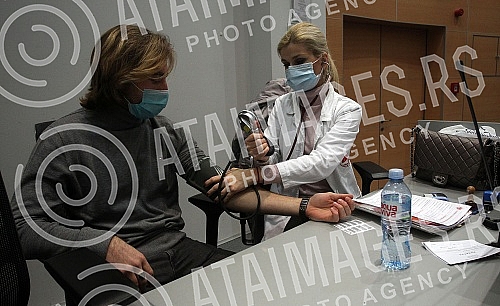 An action of voluntary blood donation was held in the ceremonial hall of the City municipality of Stari grad.
U svecanoj sali Gradske opstine Stari grad odrzana akcija dobrovoljnog davanja krvi. An action of voluntary blood donation was held in the ceremonial hall of the City municipality of Stari grad.
U svecanoj sali Gradske opstine Stari grad odrzana akcija dobrovoljnog davanja krvi.