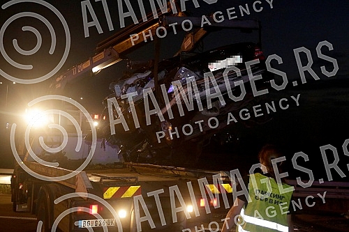 On the bypass around Belgrade, 3 km from the Surcin loop towards the Milos Veliki highway near the Obrenovac exit, a serious traffic accident occurred in which a truck and a car with Swiss license plates were involved, one person was killed and two w