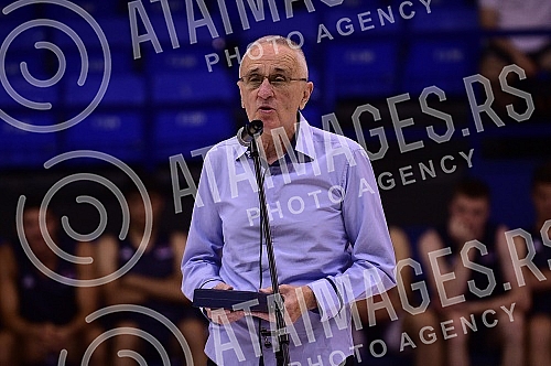 Belgrade basketball clinic Dusan Ivkovic, organized by the Association of Basketball Coaches of Serbia, is held at the Ranko Zeravica Sports Hall in New Belgrade.Beogradska kosarkaska klinika Dusan Ivkovic u organizaciji Udruzenje kosarkaskih trene