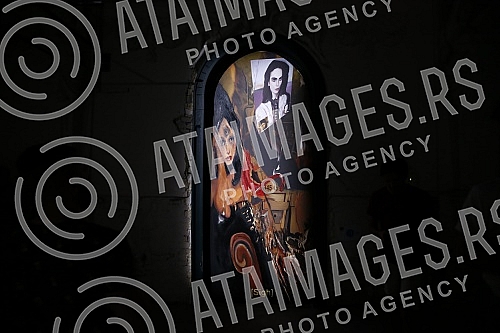 The first solo international exhibition of the artist Lal Batman, coming from Istanbul, entitled ENTR'ACTE: Between the Acts of Life, opened at the Balkan Cinema, produced by the Sasa Marceta Foundation.Prva samostalna medjunarodna izlozba umetnice