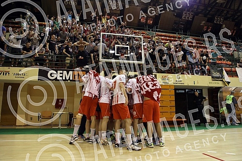 Utakmica 6-og kola plejauta rukometne Super Lige Srbije izmedju RK Kolubara Lazarevac i RK Crvena Zvezda Beograd odigrana u `SRC Kolubara`. 