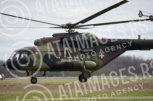 The President of the Republic of Serbia Aleksandar Vucic and His Highness Sheikh Nasser bin Hamad bin Isa Al Khalifa attended a demonstration of weapons, military equipment and capabilities of the units of the Serbian Army at the Military Airport The President of the Republic of Serbia Aleksandar Vucic and His Highness Sheikh Nasser bin Hamad bin Isa Al Khalifa attended a demonstration of weapons, military equipment and capabilities of the units of the Serbian Army at the Military Airport