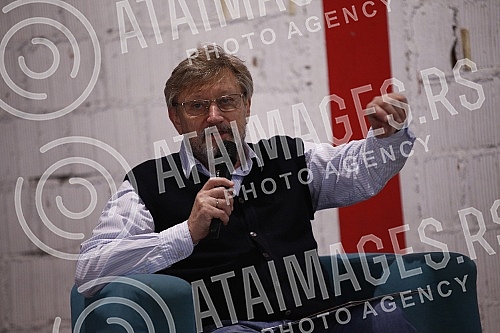 The annual Katarina Preradovic award for professional integrity and excellence in journalism was held in Dorcol Square.U Dorcol placu je odrzana dodela godisnje nagrade Katarina Preradovic za profesionalni integritet i izuzetnost u novinarstvu