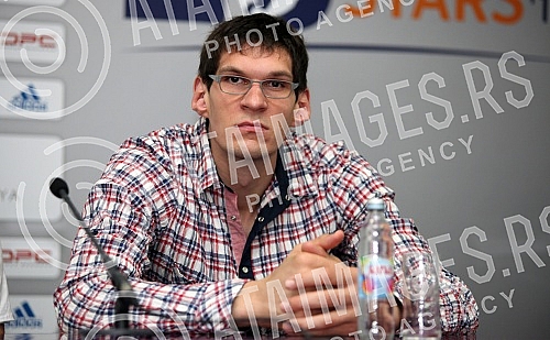 Konferencija povodom 20 godina poslovanja agencije BeoBasket i organizacije revijalne kosarkaske utakmice na kojoj ce ucestvovati igracke i trenerske zvezde BeoBasketa. 