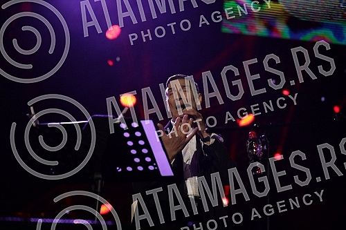 Massimo Savic performed for the first time on the cult scene of Tasmajdan.Massimo Savic je prvi put nastupio na kultnoj sceni Tasmajdana.