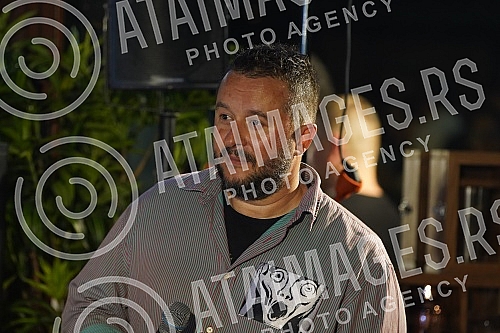 The finals of the Schweppes Mixology Session 2022 competition were held at Ellington's bar hital Hyatt Regency.
Finale takmicenja Schweppes Mixology Session 2022 odrzano je klubu Ellington's bar hital Hyatt Regency.
The finals of the Schweppes Mixology Session 2022 competition were held at Ellington's bar hital Hyatt Regency.
Finale takmicenja Schweppes Mixology Session 2022 odrzano je klubu Ellington's bar hital Hyatt Regency.