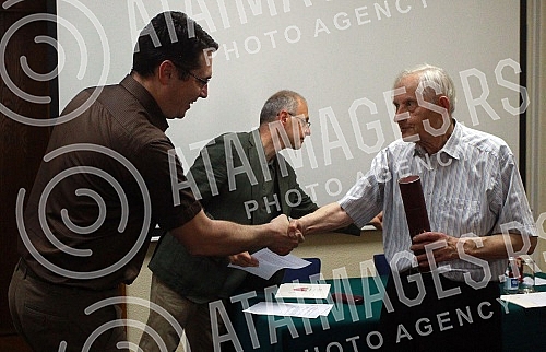  Ceremonial awarding of the Annual Award of the Mathematical Institute of the Serbian Academy of Sciences and Arts.Svecana dodela Godisnje nagrade Matematickog instituta Srpske akademije nauka i umetnosti. 