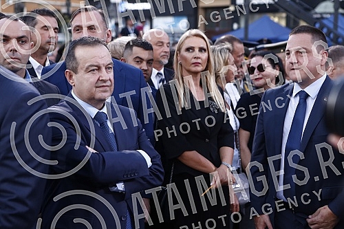 The state manifestation dedicated to the memory of all martyred and exiled Serbs on the occasion of the 27th anniversary of the military action Storm, this year was held in Novi Sad on Freedom Square.Drzavna manifestacija posvecena secanju na sve st
