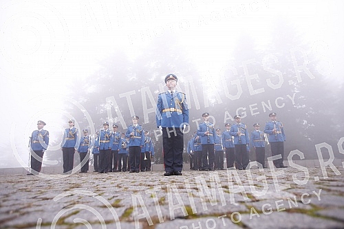 On the occasion of the commemoration of Armistice Day in the First World War, Nikola Selakovic, laid a wreath at the Monument to the Unknown Hero in Avala.Povodom obelezavanja Dana primirja u Prvom svetskom ratu Nikola Selakovic polozio je venac na