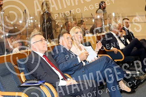 At the 31st special session, the National Assembly of the Republika Srpska adopted the Information and a set of conclusions on the international, political and security situation - the place and role of the Republika Srpska.Narodna skupstina Republ