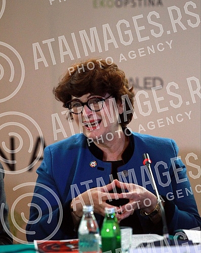 Press conference on the occasion of the first Serbian edition of the competition for sustainable cities of the Eco-Municipality, initiated by the French Embassy in Serbia.Konferencija za medije povodom pprvog srpskog izdanje konkursa za odrzive gra