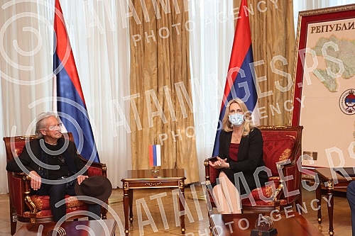 The famous Nobel Prize winner Peter Handke arrived in Banja Luka where he met with the President of the Republic of Serbian Zeljko Cvijanovic, Prime Minister Radovan Viskovic, Serbian members and the Chairman of Presidency of Bosnia and Herzegovina M