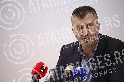 The public company Posta Serbia and the Office for Information Technologies and eGovernment signed a Cooperation Agreement.Javno preduzece Posta Srbije i Kancelarija za informacione tehnologije i eUpravu potpisali su Sporazum o saradnji.