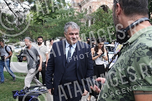 Journalists attended the filming of the new domestic thriller series Journalists attended the filming of the new domestic thriller series