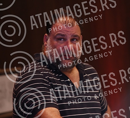 JP Putevi Srbije organized the promotion of new campaigns for raising traffic safety on state roads through the education of drivers and other traffic participants.JP Putevi Srbije je organizovalo promociju novih Kampanja za podizanje bezbednosti u