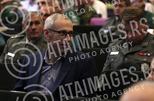 On the occasion of marking the 22nd anniversary of the Battle of Kosara, the Committee of the Government of the Republic of Serbia for Nurturing the Traditions of the Liberation Wars of Serbia organized a commemorative academy in Kombank Hall. 