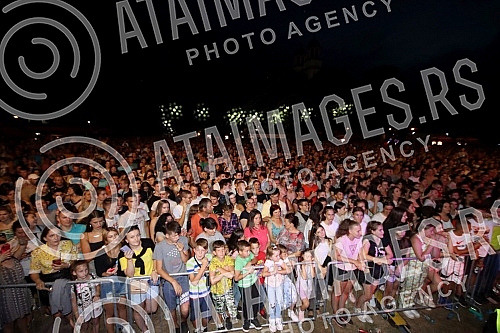 Concert on the occasion of the Day of the Municipality of Celinac on the Square in front of the Municipality. Koncert povodom Dana opstine Celinac na Trgu ispred Opstine.