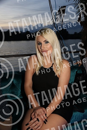 Weekly matinee on the raft 