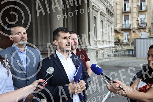 Milos Pavlovic, head of the People's Party's committee group, who will appeal to the Belgrade High Court to annul illegal decisions on the election of mayors, deputy mayors and members of the City Council, held a press conference in front of the Belg