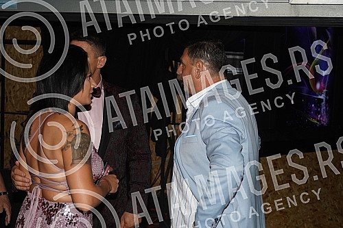 The superfinal of the fourth season of the reality show Zadruga, which is broadcast on Pink television.Superfinale cetvrte sezone rijaliti programa Zadruga koji se emituje na televiziji Pink.