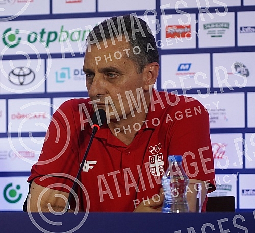 The women's volleyball national team of Serbia, which won a bronze medal at the Games in Tokyo, arrived in Belgrade, and on that occasion a press conference was held at the Nikola Tesla Airport.
Zenska odbojkaska reprezentacija Srbije, koja je na Ig The women's volleyball national team of Serbia, which won a bronze medal at the Games in Tokyo, arrived in Belgrade, and on that occasion a press conference was held at the Nikola Tesla Airport.
Zenska odbojkaska reprezentacija Srbije, koja je na Ig
