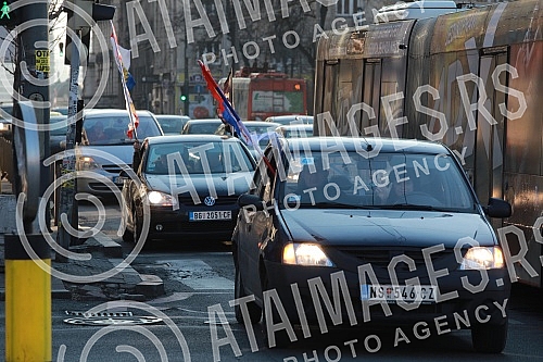 Driving a car called Z to win from the Sava Center to the Church of the Holy Trinity, next to the Church of St. Mark in support of Russia.
Voznja automobilima pod nazivom Z za pobedu od Sava centra do hrama Svete Trojice, pored Crkve Svetog Marka u Driving a car called Z to win from the Sava Center to the Church of the Holy Trinity, next to the Church of St. Mark in support of Russia.
Voznja automobilima pod nazivom Z za pobedu od Sava centra do hrama Svete Trojice, pored Crkve Svetog Marka u