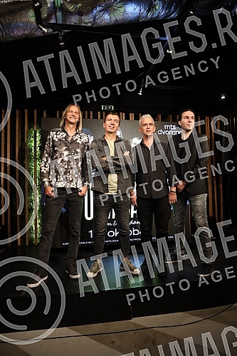 The press conference of the Osvajaci band from Kragujevac was held at the Lisbon club in the mts Dvorana.Konferencija za novinare kragujevackog benda Osvajaci odrzana je u klubu Lisabon u mts Dvorani.