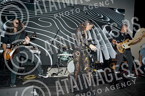 Performance of Ana Nikolic at the opening of the event center The Dream.Nastup Ane Nikolic na otvaranje event centra The Dream.