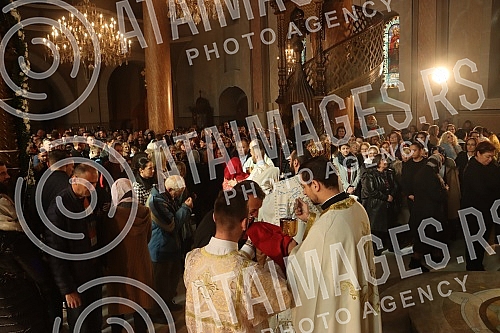 After the service in the Cathedral, His Holiness Serbian Patriarch Porfirije, accompanied by Metropolitan Hrizostom of Daborbosna, bishops, priests and numerous people, walked through the center of Sarajevo, from the Cathedral to the Old Church in Ba After the service in the Cathedral, His Holiness Serbian Patriarch Porfirije, accompanied by Metropolitan Hrizostom of Daborbosna, bishops, priests and numerous people, walked through the center of Sarajevo, from the Cathedral to the Old Church in Ba