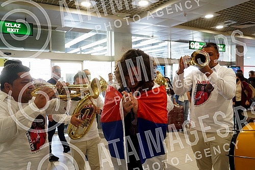 The representative of Serbia in wrestling, Zurab Datunashvili, the winner of the bronze Olympic medal at the Games in Tokyo, arrived in Serbia and on that occasion, a press conference was held at the Nikola Tesla Airport.Reprezentativac Srbije u rv