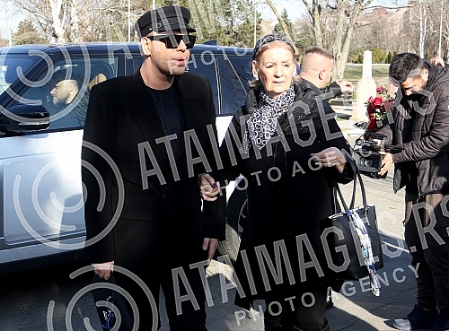 Funeral of Divna Karleusa held on Beanijsko cemetary.Sahrana povodom smrti Divne Karleuse odrzana na Bezanijskom groblju.