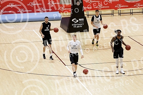 Andrea Trinchieri arrived in Serbia from Italy last night, and with the confirmation of the test at COVID-19, he received approval to be able to move around Serbia and hold trainings for Partizan basketball players, and the first training has already