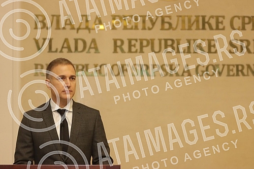 Serbian member and BiH Presidency chairman Milorad Dodik met with serbian defense minister Nebojsa Stefanovic in Banja Luka. Srpski clan i predsjedavajuci Predsjednistva BiH Milorad Dodik sastao se u Banjaluci sa ministrom odbrane Srbije Nebojsom S