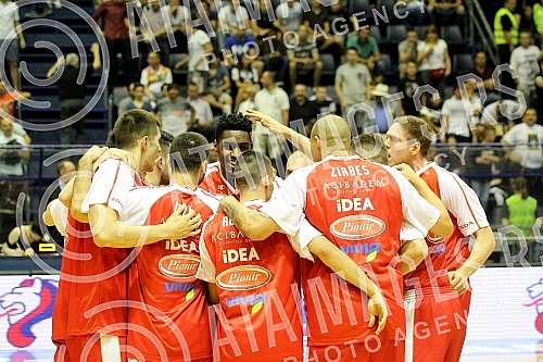 Serbian basketball League (KLS) playoffs final, 4th game, between KK Crvena Zvezda Telekom and KK Partizan NIS played at Aleksandar Nikolic sports hall.Cetvrta utakmica finala plej ofa Kosarkaske Lige Srbije (KLS) izmedju kosarkasa Crvene zvezde Tel