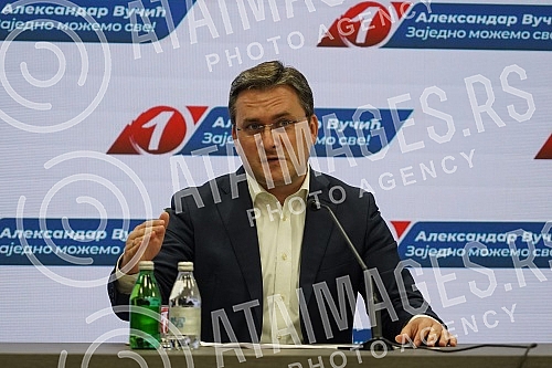 Addressing the media after the completed session of the Presidency of the Serbian Progressive Party.Obaracanje medijima nakon zavrsene sednice Predsednistva Srpske napredne stranke.