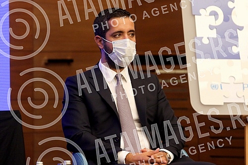 The ceremony of handing over the agreement on the EU donation of 10.2 million euros for 19 local self-government units for social housing and active inclusion projects was held in the Club of Deputies.Ceremonija urucivanja sporazuma o donaciji EU o