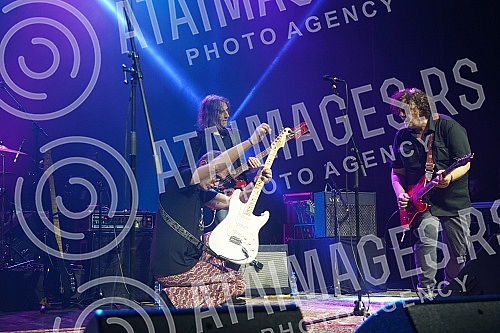 With the concert in Kombank Hall, the band Elektricni orgazam marked 40 years of a stable band and 40 years on the occasion of the release of the compilation album 