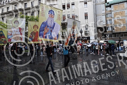 277 in a row Litija through the center of Belgrade for the Salvation of occupied Serbia from all kinds of betrayal and anti-national actions, passes through Knez Mihailova Street.277 po redu Litija centrom Beograda za Spas okupirane Srbije od svih 