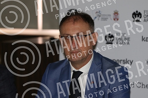 The Chess Federation of Serbia organized a gathering with the media at the Crowne Plaza Hotel on the occasion of the signing of the Agreement on the organization of the FIDE Grand Prix tournament in Belgrade, which will be held from February 28 to Ma
