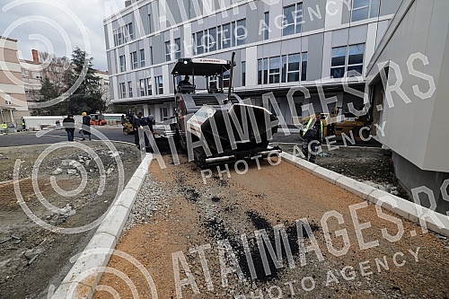 The works on the new Clinical Center of Serbia in Belgrade and its surroundings are coming to an end.Radovi na novom Klinickom centru Srbije u Beogradu i njegovoj okolini se privode kraju.