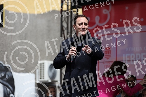 The traditional manifestation Jevremova Street of meetings after two years of pause is held on the day of the municipal celebration, Cveti under the slogan Let's meet.
Tradicionalna manifestacija Jevremova ulica susreta nakon dve godine pauziranja o The traditional manifestation Jevremova Street of meetings after two years of pause is held on the day of the municipal celebration, Cveti under the slogan Let's meet.
Tradicionalna manifestacija Jevremova ulica susreta nakon dve godine pauziranja o