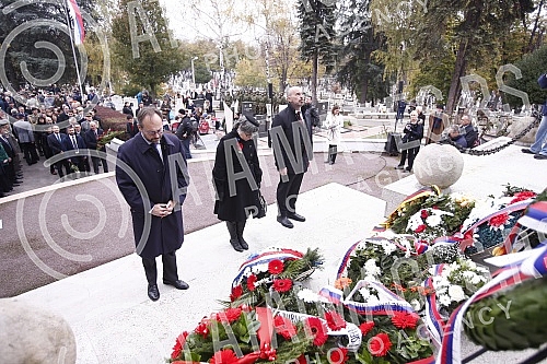 At the Memorial Ossuary of the Defenders of Belgrade in the First World War at the New Cemetery, Armistice Day in the First World War was marked.
Kod Spomen-kosturnice branilaca Beograda u Prvom svetskom ratu na Novom groblju, obelezen je Dan primir At the Memorial Ossuary of the Defenders of Belgrade in the First World War at the New Cemetery, Armistice Day in the First World War was marked.
Kod Spomen-kosturnice branilaca Beograda u Prvom svetskom ratu na Novom groblju, obelezen je Dan primir