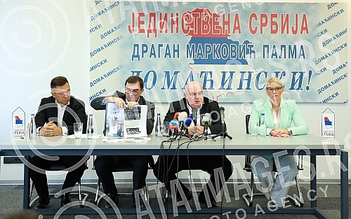 A press conference of the president of that party, Dragan Markovic-Palma, was held in the premises of United Serbia.U prostorijama Jedinstvene Srbije odrzana konferencija za novinare predsednika te stranke Dragana Markovica - Palme.