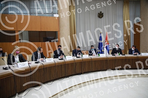 A meeting between Foreign Minister Nikola Selakovic and the Head of the EU Delegation to Serbia, Emanuele Giaufret, and the ambassadors of EU members accredited to Serbia was held at the Palace of Serbia. U Palati Srbija odrzan je sastanak ministra