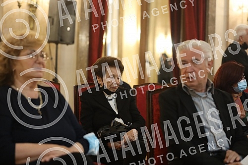 Commemoration on the occasion of the death of one of the greatest Serbian and Yugoslav singers of popular music, Djordje Marjanovic, was held in the Ceremonial Hall of the Belgrade City Assembly.Komemoracija povodom smrti jednog od najvecih srpskih