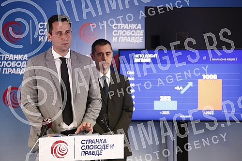 The press conference of the Party of Freedom and Justice, the topic of which was what we should do to mitigate the effects of the crisis on citizens, was held at the party's headquarters.Konferencija za medije Stranke slobode i pravde cija je tema 